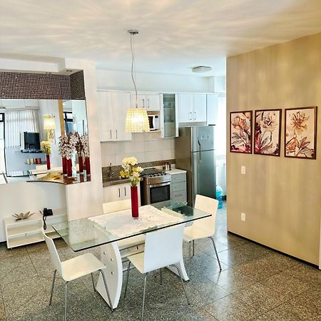 Apartamento A 300M Beira Mar-Meireles! Servico Diario E Wi-Fi 650Mb! フォルタレザ エクステリア 写真