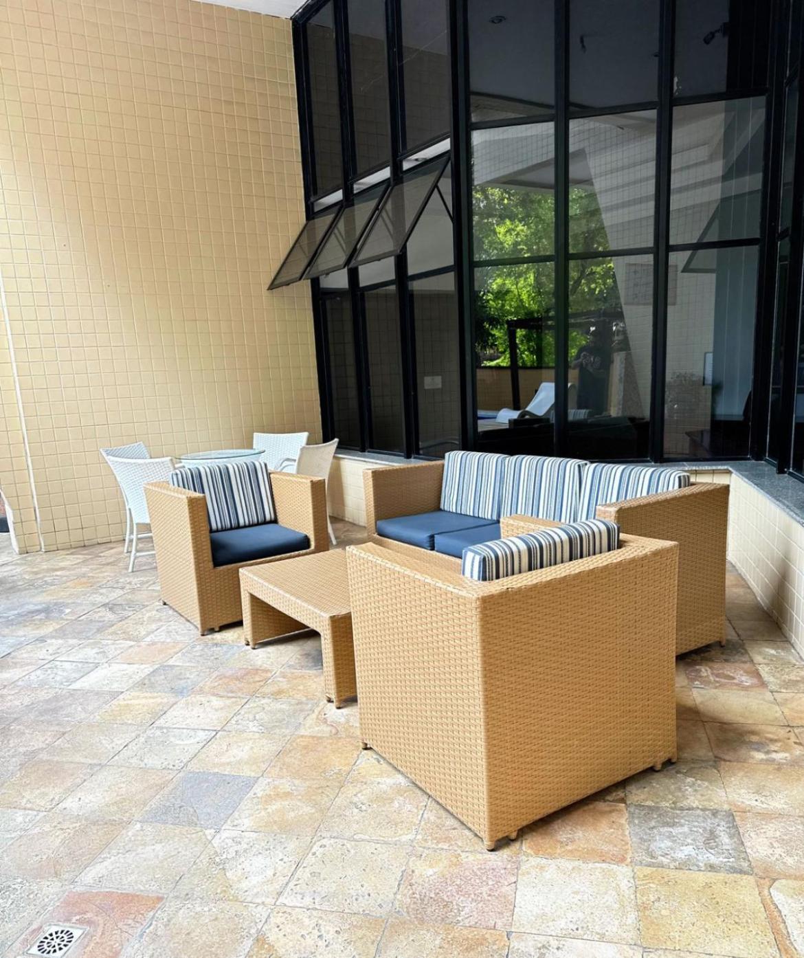 Apartamento A 300M Beira Mar-Meireles! Servico Diario E Wi-Fi 650Mb! フォルタレザ エクステリア 写真